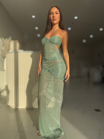 Beautiful model wearing The Paris Dress, by Amy Taylor Collection. Contact us today to order your perfect outfit. 1